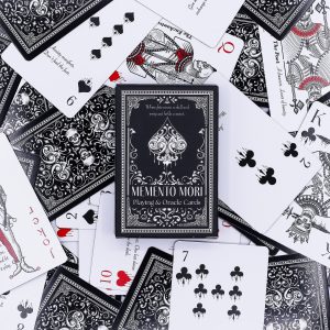Memento Mori Cartas de juego y de oráculo góticas
